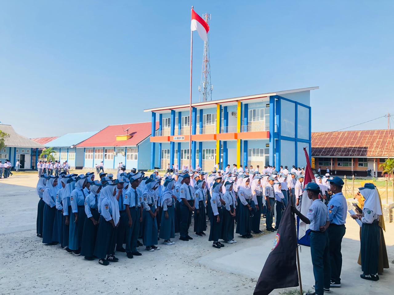Estafet Kepemimpinan Dimulai, Pengurus OSIS dan MPK SMK Negeri 1 Biau Periode 2026/2027 Resmi Dikukuhkan!